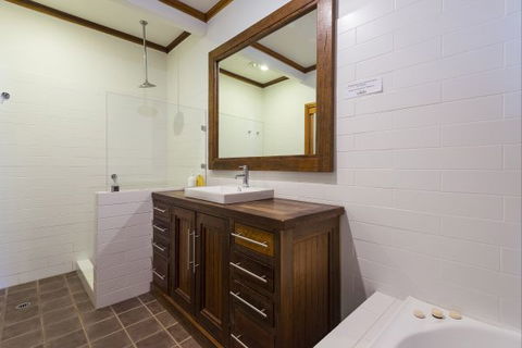 Elderslie House - Kalgoorlie Accommodation 105