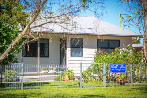 Dell-Lee Cottage - Kalgoorlie Accommodation 0