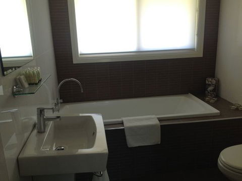 Elderslie House - Kalgoorlie Accommodation 47