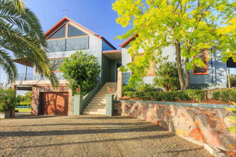 Elderslie House - Kalgoorlie Accommodation 81