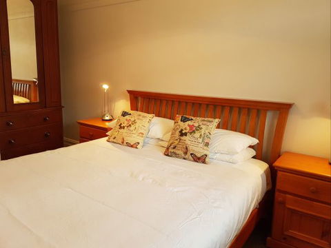 Newcastle Terraces And Apartments - Harbourside Apartment - Kalgoorlie Accommodation 2
