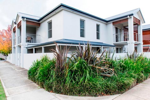 Stay Bathurst - Kalgoorlie Accommodation 5