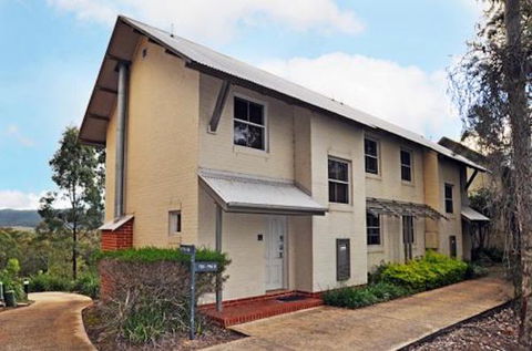Elderslie House - Kalgoorlie Accommodation 13