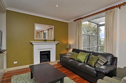 Elderslie House - Kalgoorlie Accommodation 14