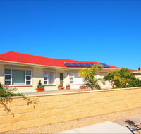 Christies Cottage for holidays and relocations. - Kalgoorlie Accommodation
