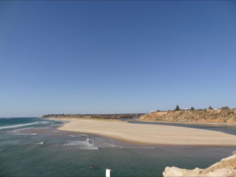 Christies Cottage For Holidays And Relocations. - Kalgoorlie Accommodation 6