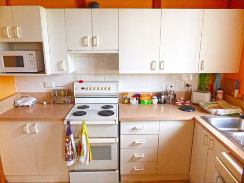 Callala Cottage - Kalgoorlie Accommodation 2