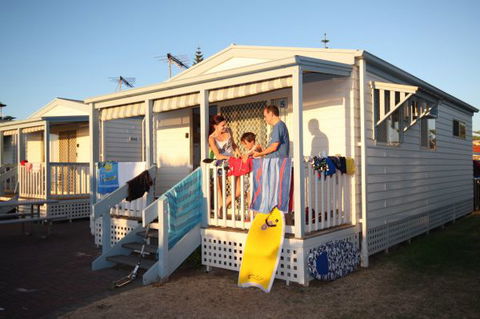 Christies Beach Tourist Park - Kalgoorlie Accommodation 0