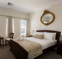 Lakeside Retreat - Kalgoorlie Accommodation