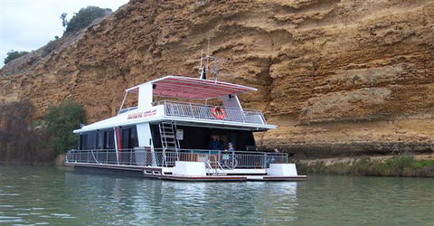Takeme2 Houseboat - Kalgoorlie Accommodation 1