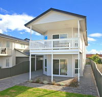 Century 21 SouthCoast White Caps - Kalgoorlie Accommodation