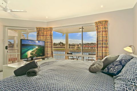 SALT Waterfront Apartment - Kalgoorlie Accommodation 3