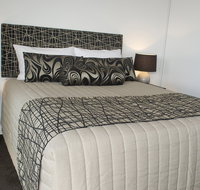 Narooma Waters Retreat - Kalgoorlie Accommodation