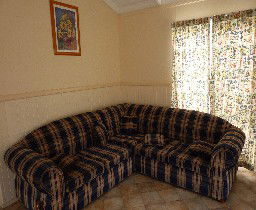 Alonga Waterfront Cottages - Kalgoorlie Accommodation 3