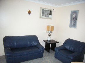 Alonga Waterfront Cottages - Kalgoorlie Accommodation 4