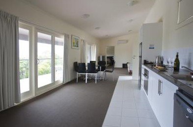 Benjac Promotions P/L - Kalgoorlie Accommodation 3