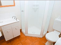 Montgomery's Private Hotel  YHA - Kalgoorlie Accommodation