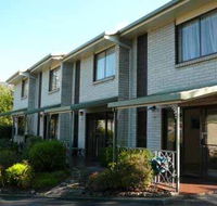 Davey Place Holiday Townhouses - Kalgoorlie Accommodation