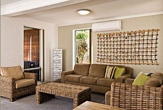 Airlie In Byron - Kalgoorlie Accommodation 1