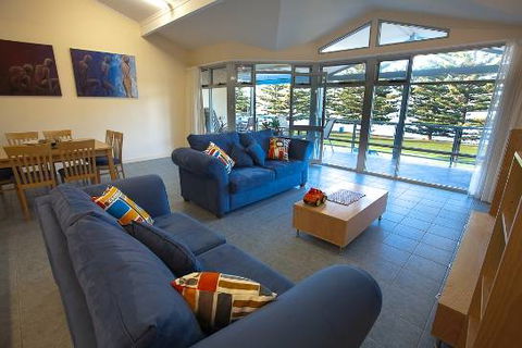 Port Lincoln Foreshore Apartments - Kalgoorlie Accommodation 3