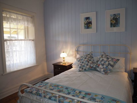 Cobblers Cottage - Kalgoorlie Accommodation 1