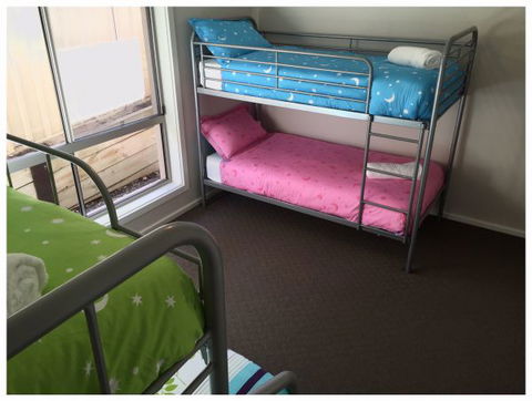 Adore 6 Villa - Kalgoorlie Accommodation 8