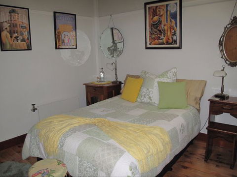 B&B Wodonga - Art Deco Accommodation - Kalgoorlie Accommodation 3