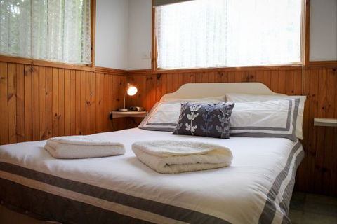 Beechworth Cabins - Kalgoorlie Accommodation 5