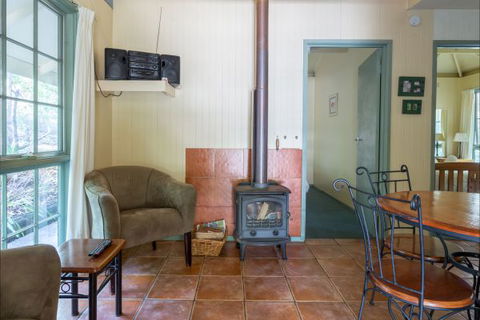 Kalimna Woods - Kalgoorlie Accommodation 1