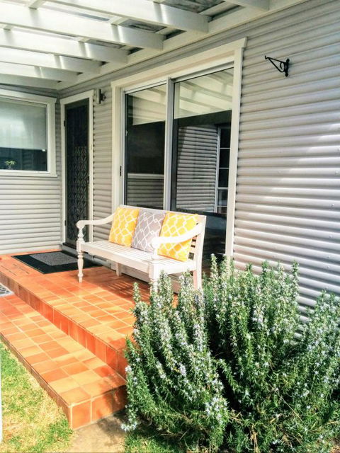 Magnolia Corner - Kalgoorlie Accommodation 9