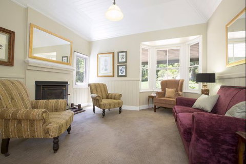 Sefton Cottage - Kalgoorlie Accommodation 7