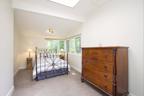 Sefton Cottage - Kalgoorlie Accommodation 8