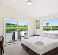 The Lakehouse at 201 - Kalgoorlie Accommodation