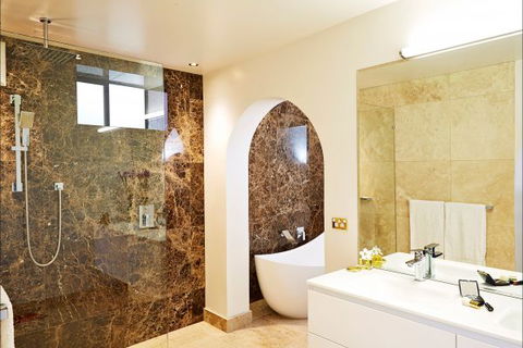 The Suites, Villa Belgravia - Kalgoorlie Accommodation 2