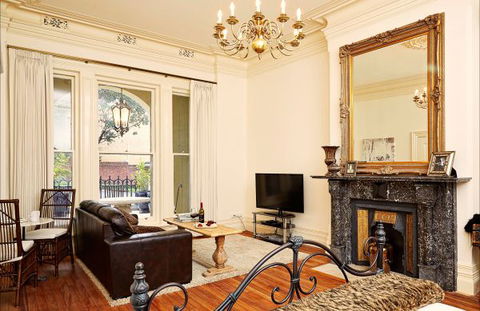 The Suites, Villa Belgravia - Kalgoorlie Accommodation 4