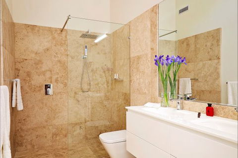 The Suites, Villa Belgravia - Kalgoorlie Accommodation 8