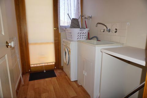 Abrigo Apartment - Kalgoorlie Accommodation 9