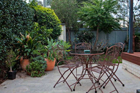 Rosies Cottage - Kalgoorlie Accommodation 6
