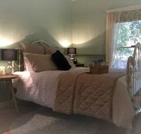 Telegraph Retreat Cottages - Kalgoorlie Accommodation