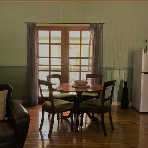 Telegraph Retreat Cottages - Kalgoorlie Accommodation 4