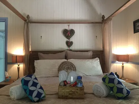 Telegraph Retreat Cottages - Kalgoorlie Accommodation 5