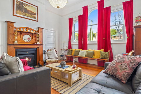Cygnet Old Bank B&B - Kalgoorlie Accommodation 6