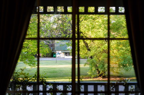 Federation Gardens And Possums Hideaway - Kalgoorlie Accommodation 4