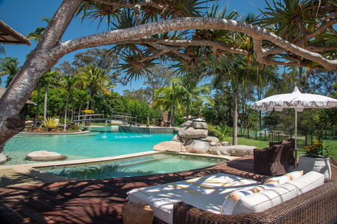 Makepeace Island - Sir Richard Branson's Australian Home - Kalgoorlie Accommodation 0
