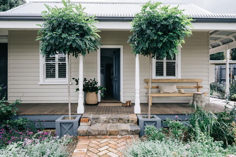 Acre Of Roses - Kalgoorlie Accommodation 1