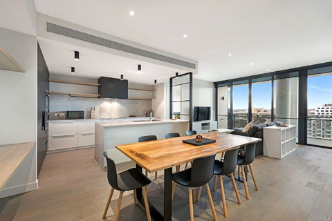 Arise The Eminence - Kalgoorlie Accommodation 2