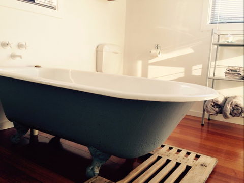 Bicheno On The Beach - Kalgoorlie Accommodation 1