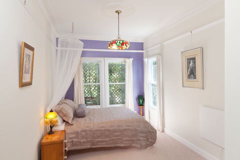 Blue Peace: Blue Mountains Home - Kalgoorlie Accommodation 5