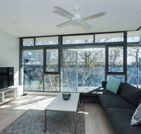 Contemporary Residence in Woolloomooloo - Kalgoorlie Accommodation