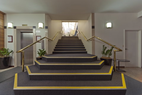 Madison Capital Executive Apartment Hotel - Kalgoorlie Accommodation 1